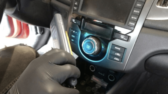 UV-Sanitizer-for-cars UV Sanitizers for Cars