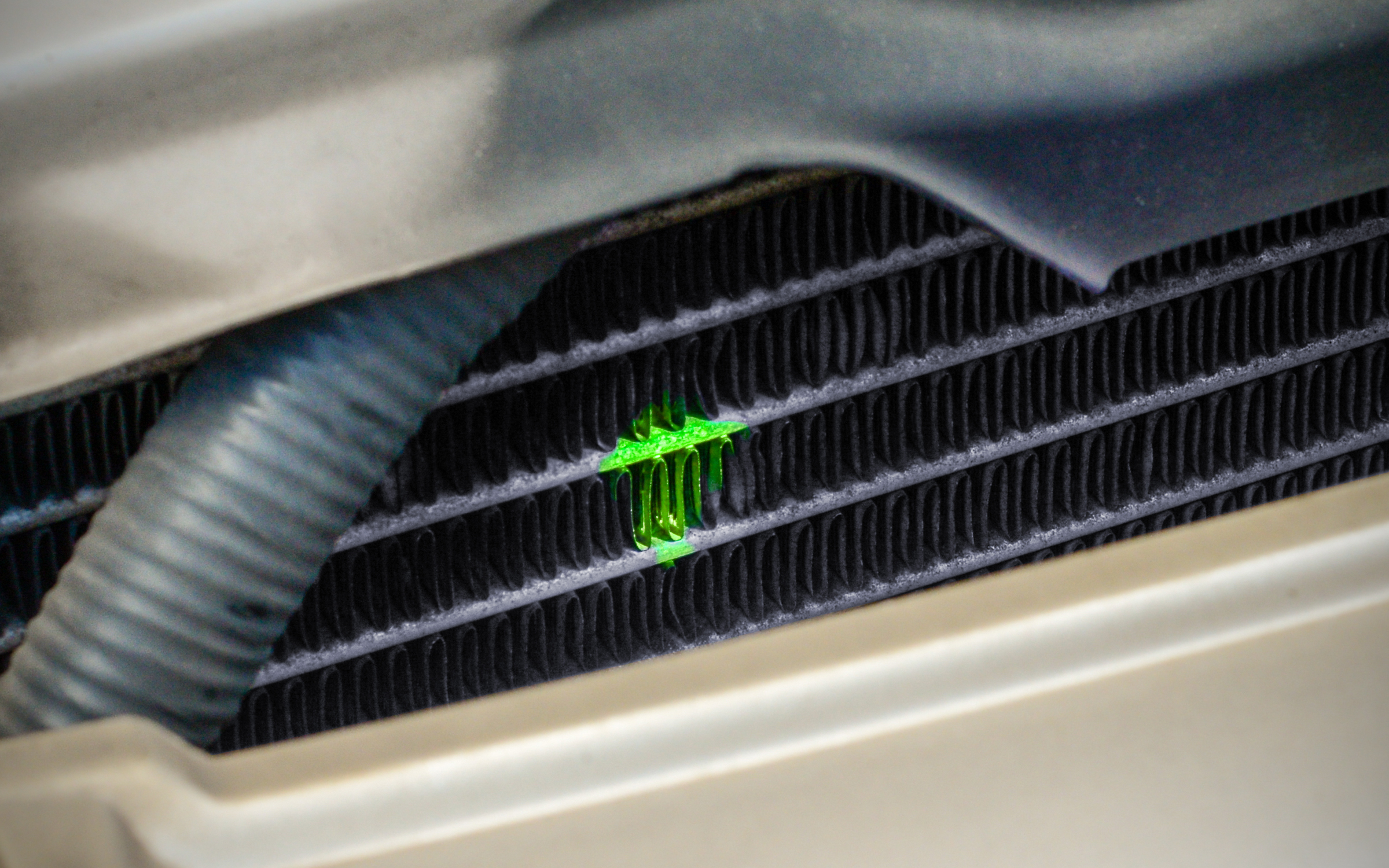Détecteur de fuite de colorant UV pour voiture, liquide de refroidissement  du moteur, colorant efficace pour les fuites d'huile, tuyaux automobiles